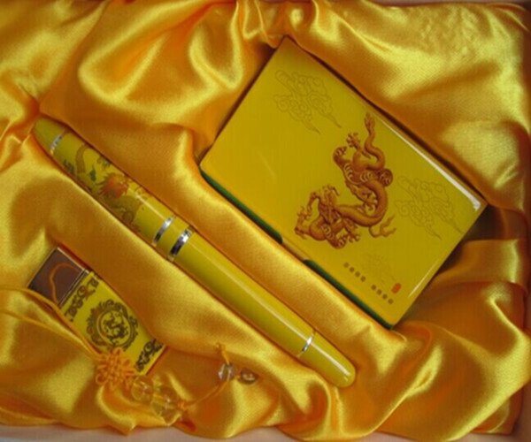 伊锐思yrs-002陶瓷系类帝王黄名片盒套装 实用礼品盒套装